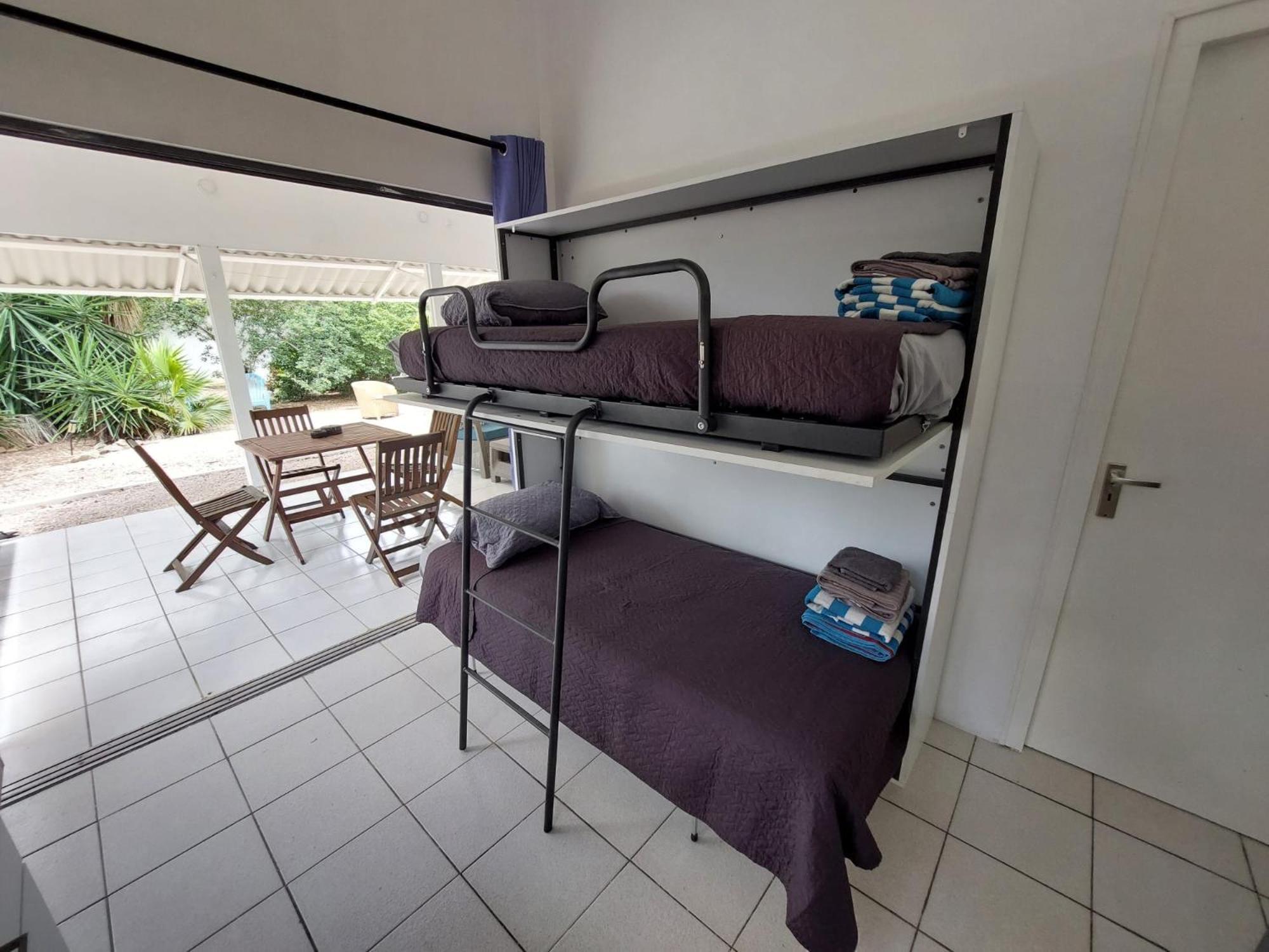 Kas Di Ala Apartments يلمستاد المظهر الخارجي الصورة
